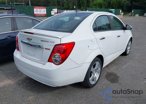 2016 Chevrolet Sonic Ltz Auto z USA, uszkodzony, nr VIN 1G1JE5SB6G4139756